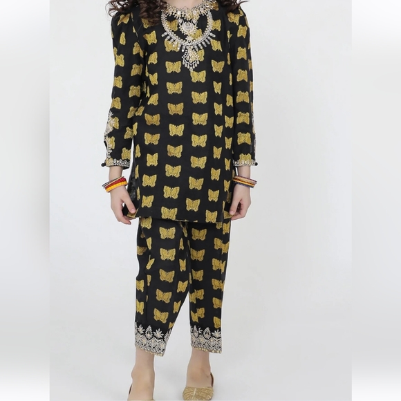 Kids formal shalwar kameez - Picture 2 of 4